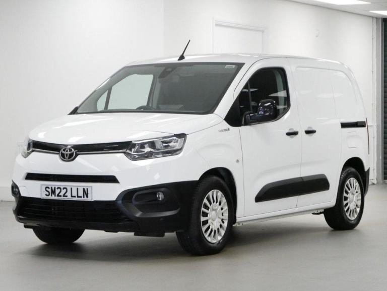 2022 TOYOTA PROACE CITY 100KW 136 BHP 50KWH L1 ICON EDITION AUTO 6DR