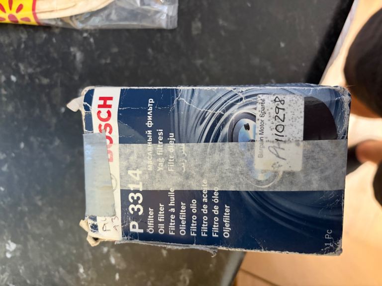Oil filter  Audi a3 1.6 