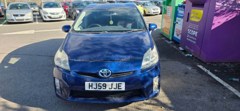 HYBRID, AUTOMATIC TOYOTA PRIUS 