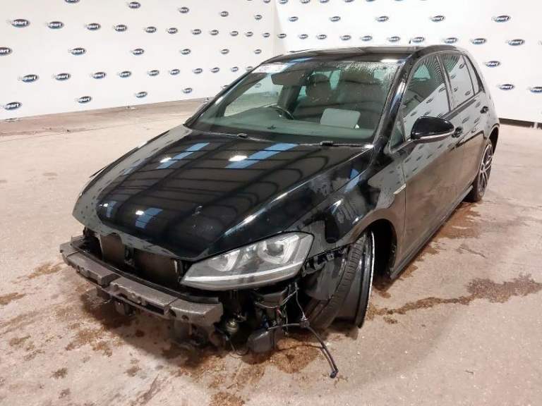 BREAKING VOLKSWAGEN GOLF 2.0 DIESEL 2016 STOCK NUMBER WY41