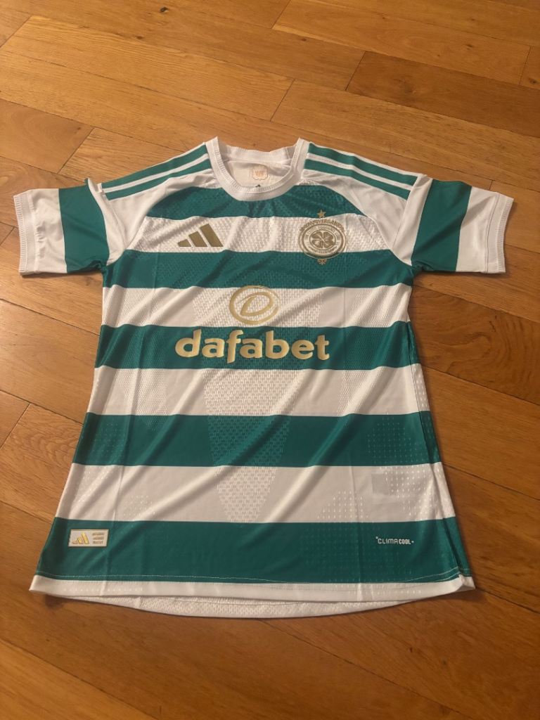 Adidas Celtic Football Shirt Camilo Duran #11 - Size M