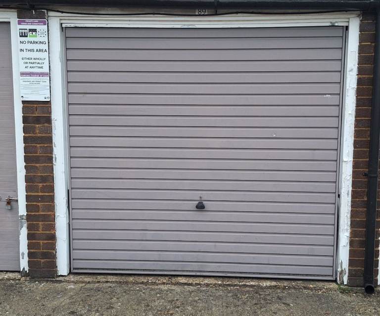 Garage to Rent in Edgware