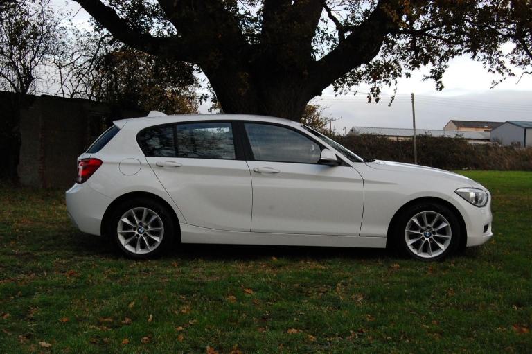 BMW 1 SERIES 116i Urban White Auto Petrol 2013