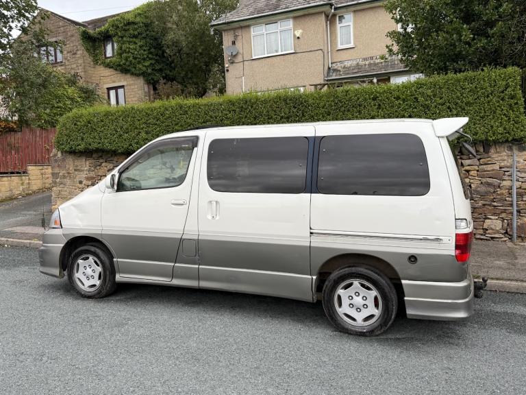 2012 Toyota HiAce V6 PETROL/LPG AUTO WHITE   Petrol Automatic