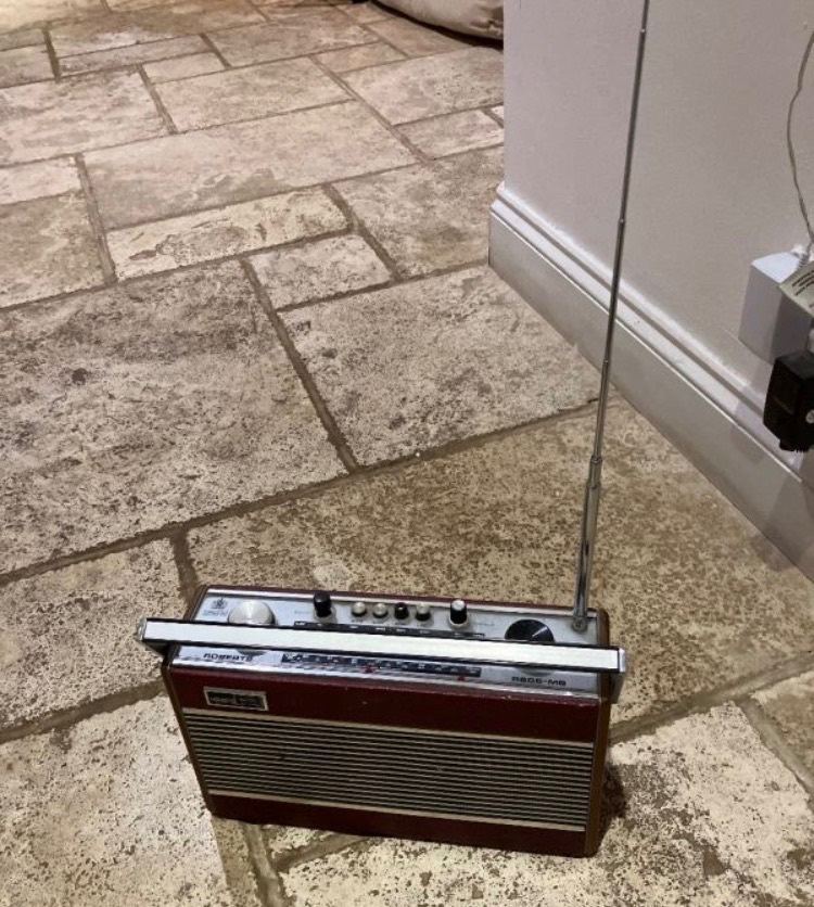  Robert’s Radio R606MB - vintage