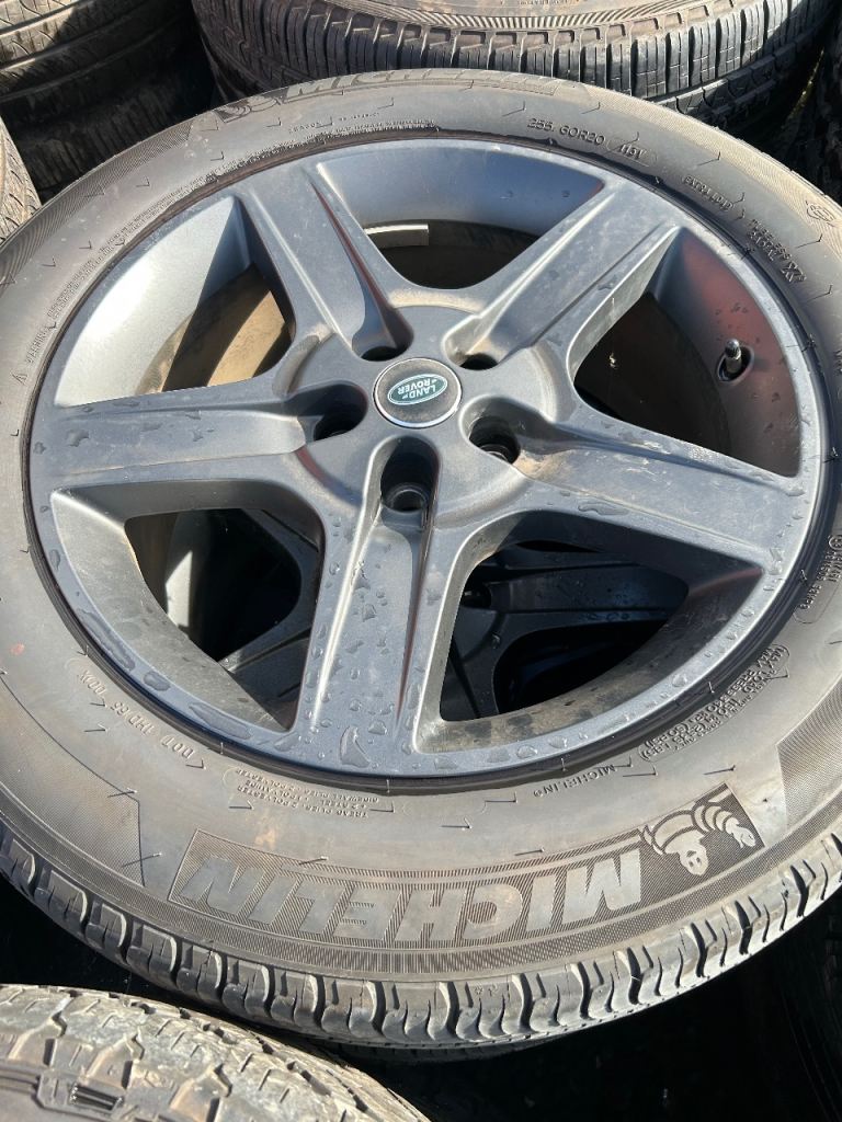Land rover defender 20inch alloy wheels 5x120