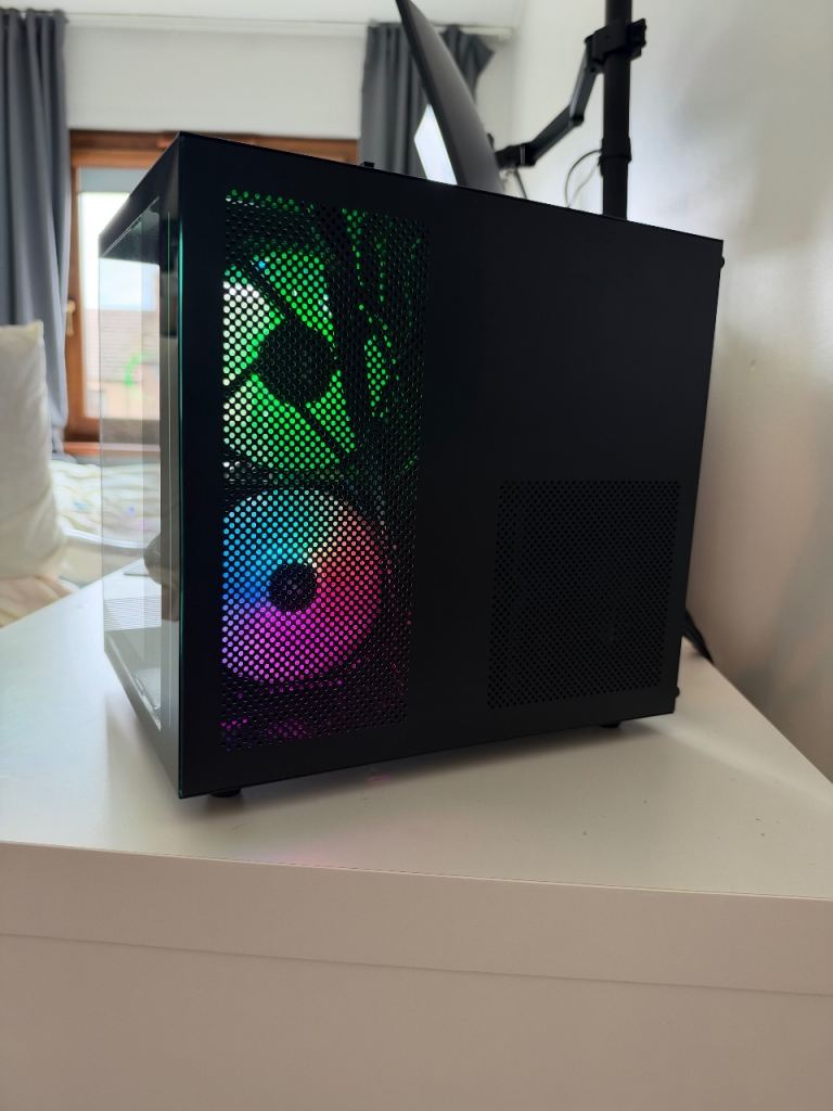 Gaming PC with Gigabyte Radeon RX 7600 XT – As Good As New, £850.00 for ...