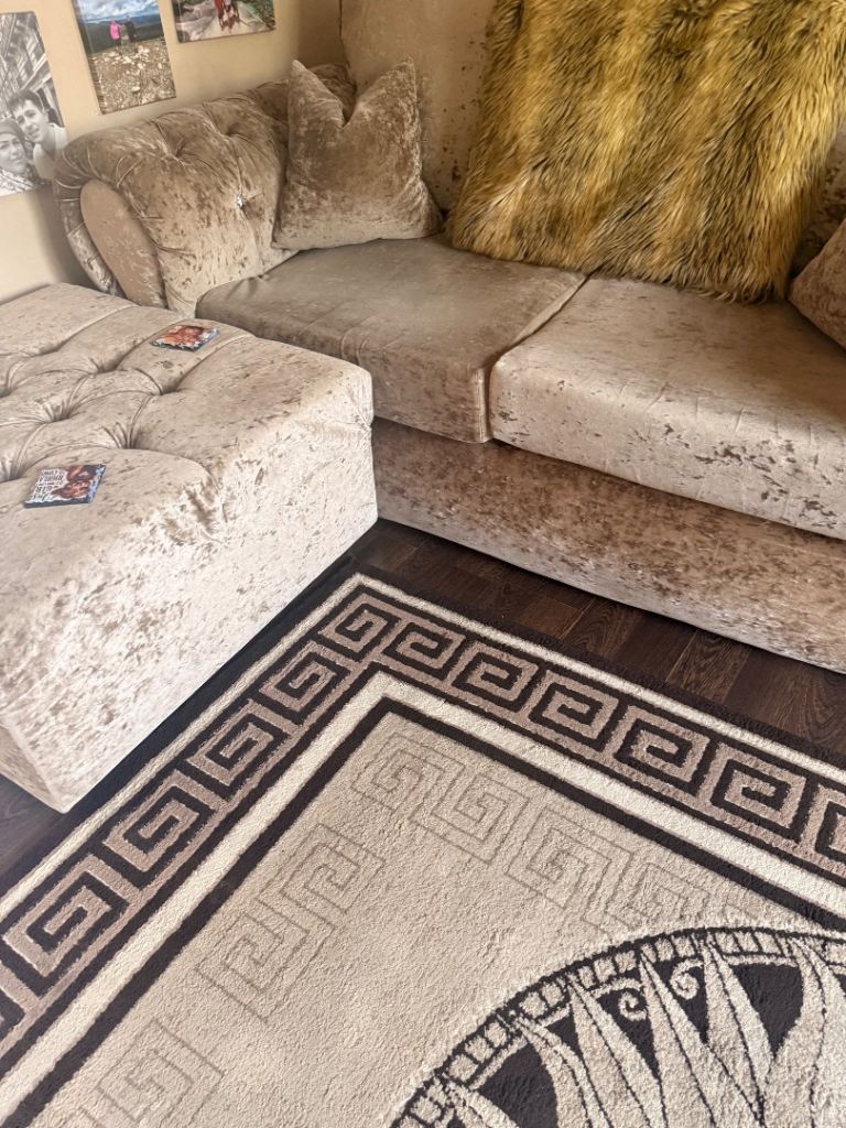 Crushed velvet 3+2 sofa footstool rug and curtain 