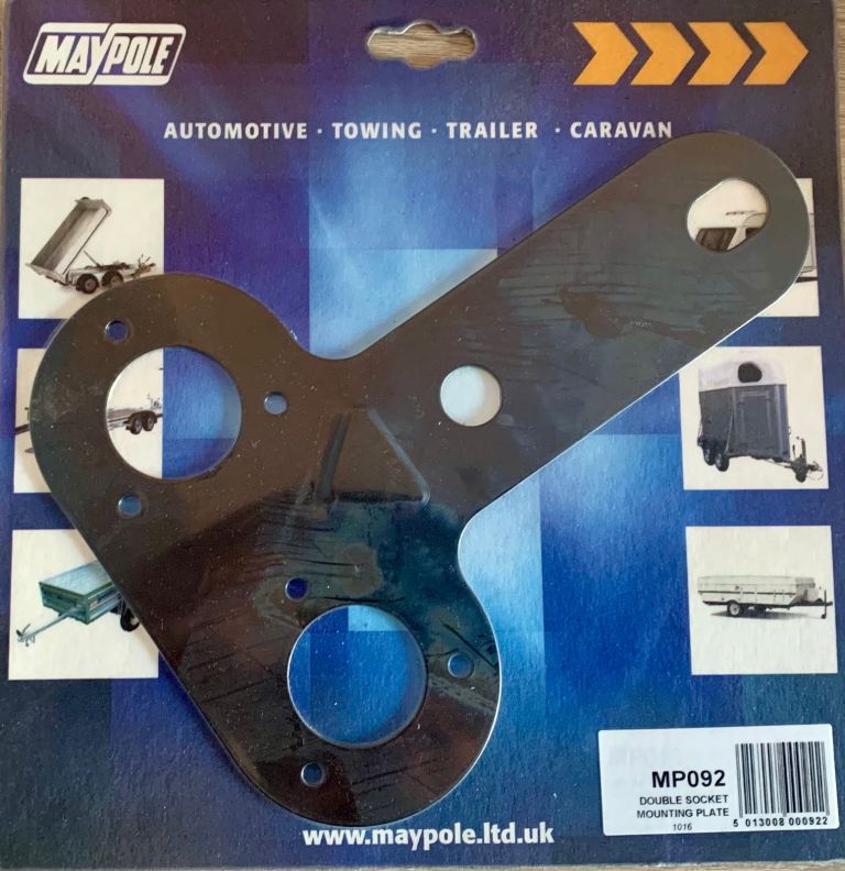 Maypole double socket mounting plate MP092 - brand new still in originalbpackaging