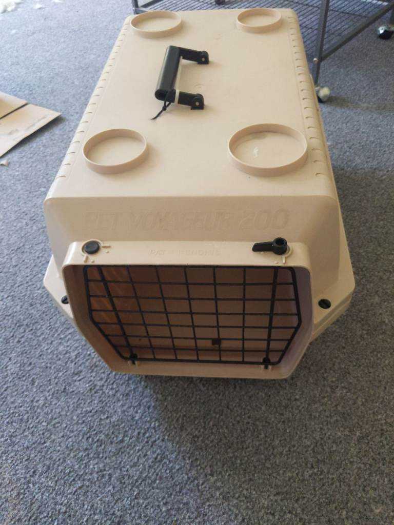 Carry cage 