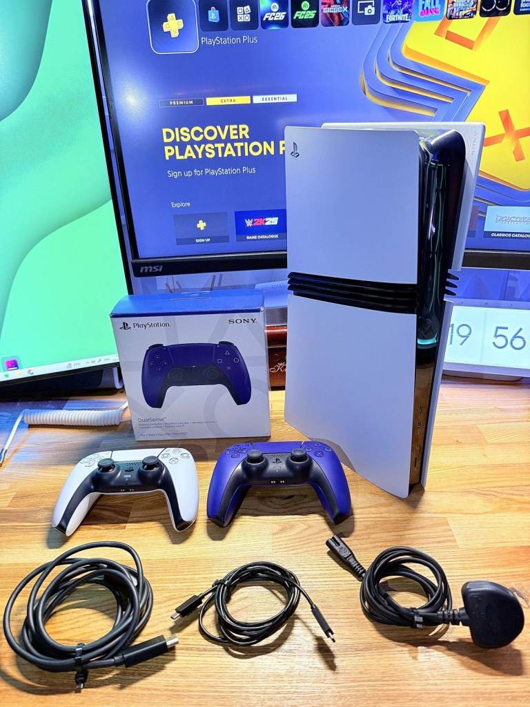 Sony PlayStation 5 Pro 2TB in excellent condition and fully working.