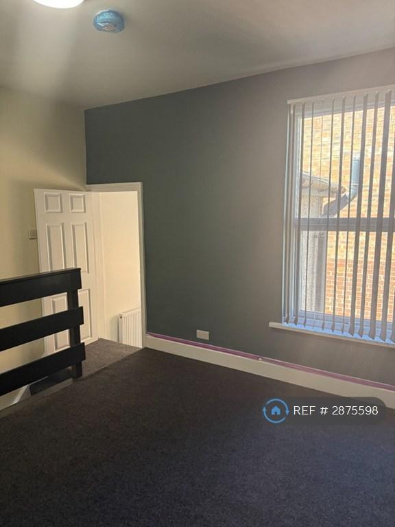 1 bedroom flat in Lovat Road, Preston, PR1 (1 bed) (#2875598)