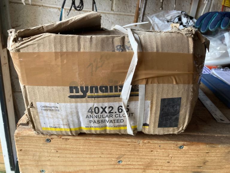 20kg Box of Annular Clout Nails 40 x 2.65