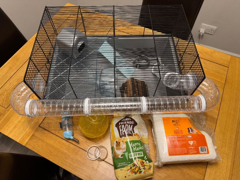 Hamster cage & accessories 