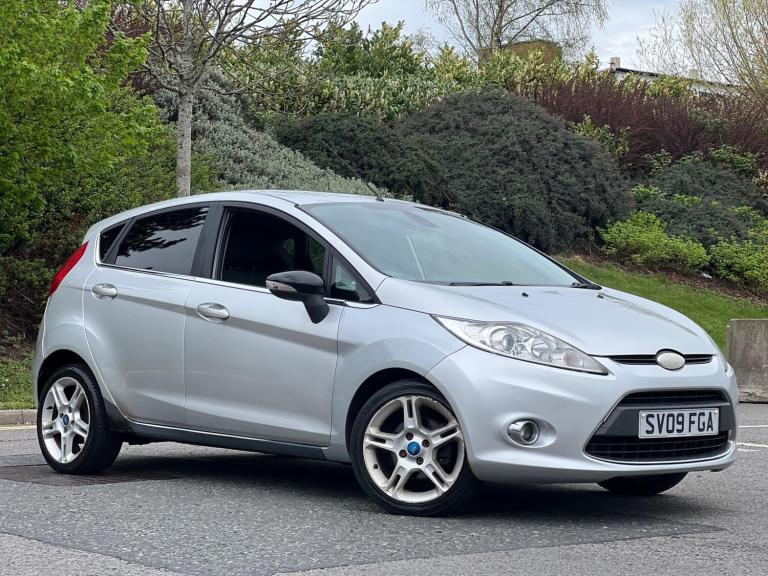 2009 Ford Fiesta 1.4 Titanium 5dr HATCHBACK Petrol Automatic