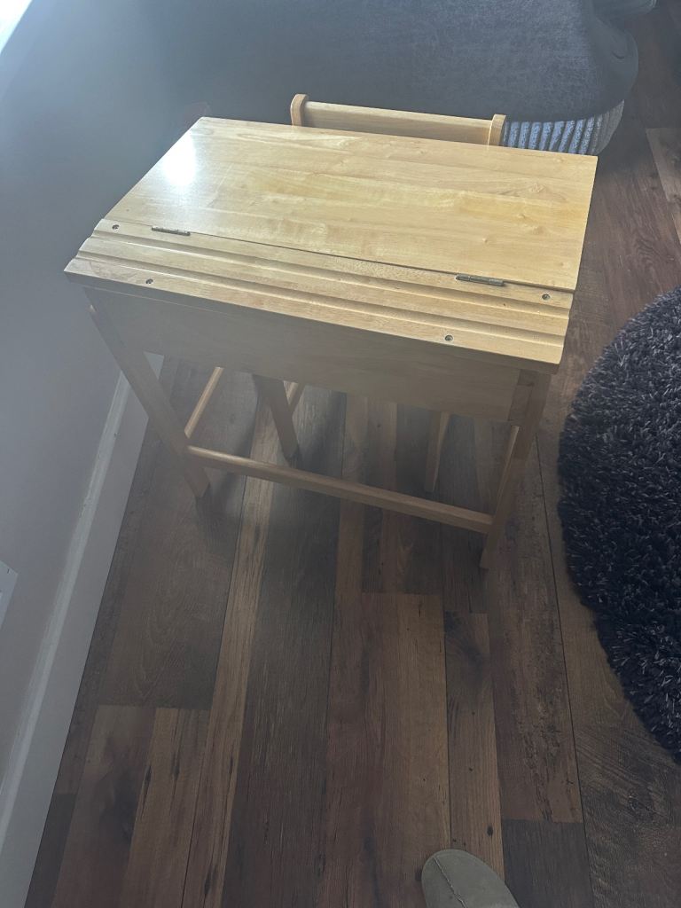 Desk & Chair