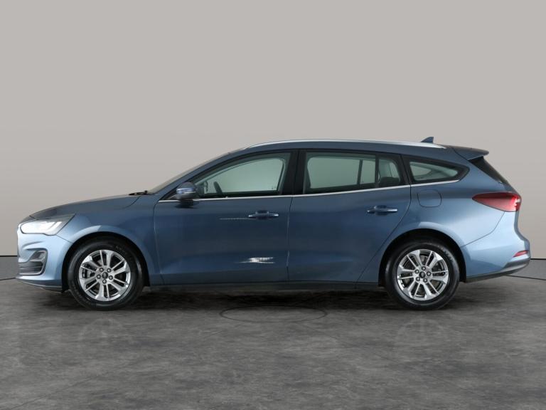 2022 Ford Focus 1.0 EcoBoost Hybrid mHEV 155 Titanium 5dr ESTATE PETROL Manual