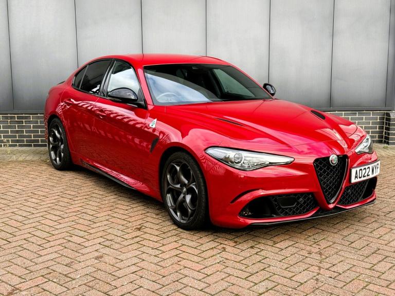 2022 Alfa Romeo Giulia 2.9 V6 BiTurbo Quadrifoglio 4dr Auto [ACC] Saloon Petrol Automatic