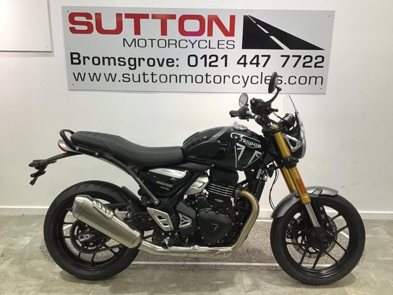 TRIUMPH SPEED 400