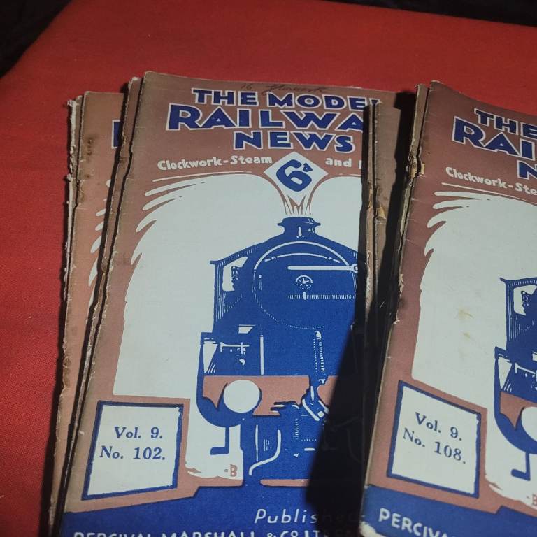 THE MODEL RAILWAY NEWS  1933 Full Set 12 Issues a9