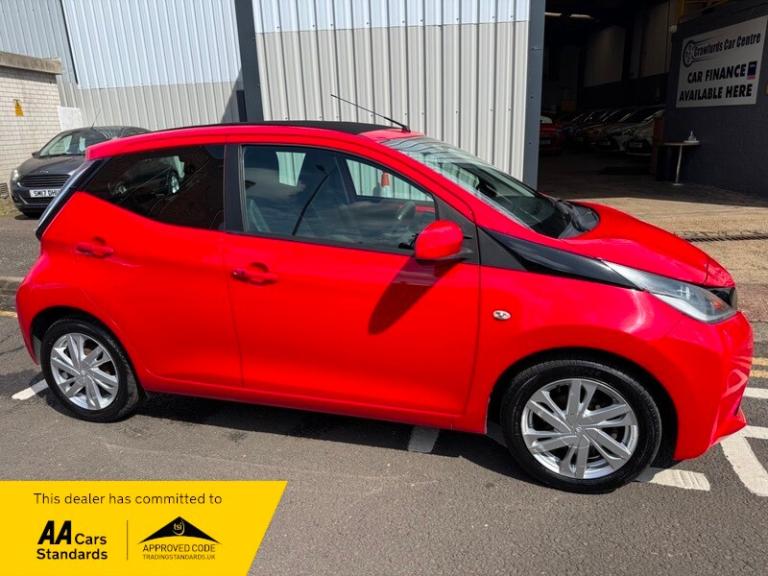 Toyota AYGO VVT-I X-PRESSION