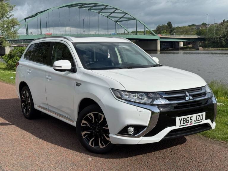 2015 65 MITSUBISHI OUTLANDER 2.0H 12KWH GX4H SUV 5DR PETROL PLUG-IN HYBRID CVT 4