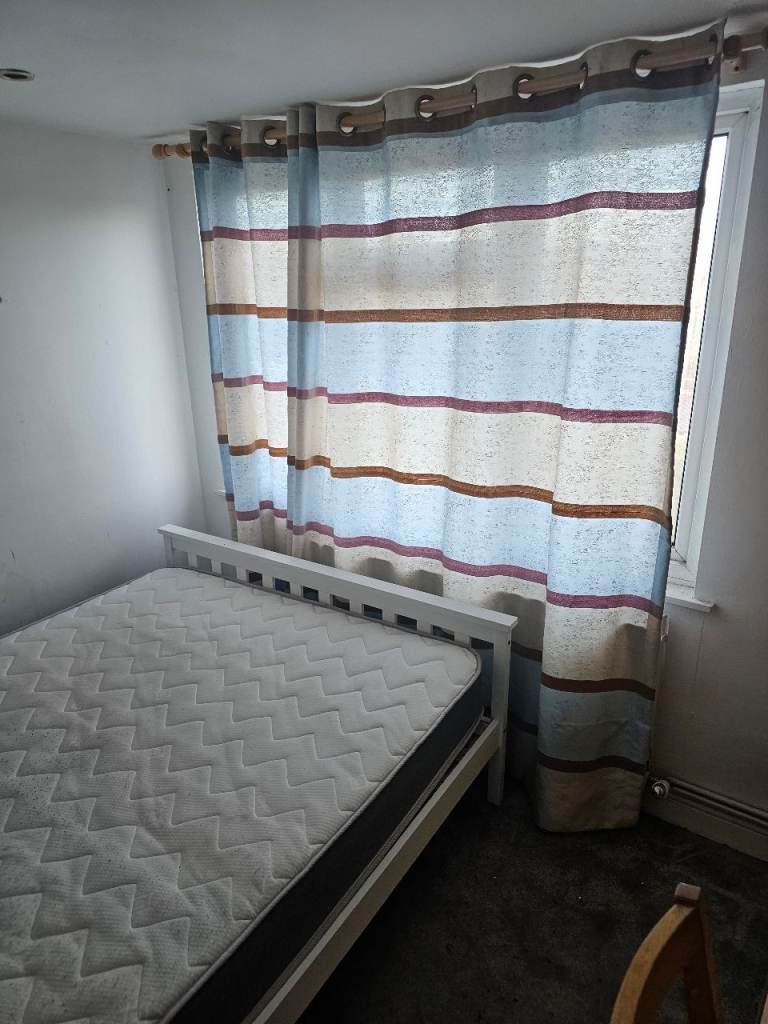 Single room to rent