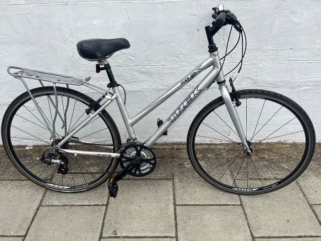 Ladies Trek Trek Fx Hybrid Bike Trek Women's Hybrid Bike In Balham, London  Gumtree