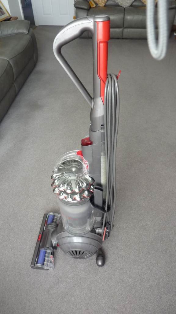 DYSON CINETIC BIG BALL ANIMAL UPRIGHT VACUUM CLEANER