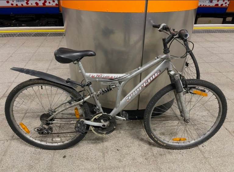 Mountain Bike Supreme Full Suspension 