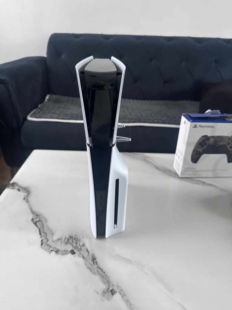 PlayStation 5 Slim Console - White Disc Edition