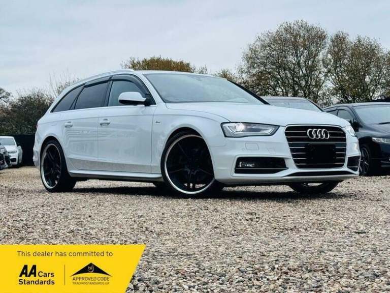 AUDI A4 AVANT 2015 2.0 TFSI S LINE QUATTRO PETROL AUTO