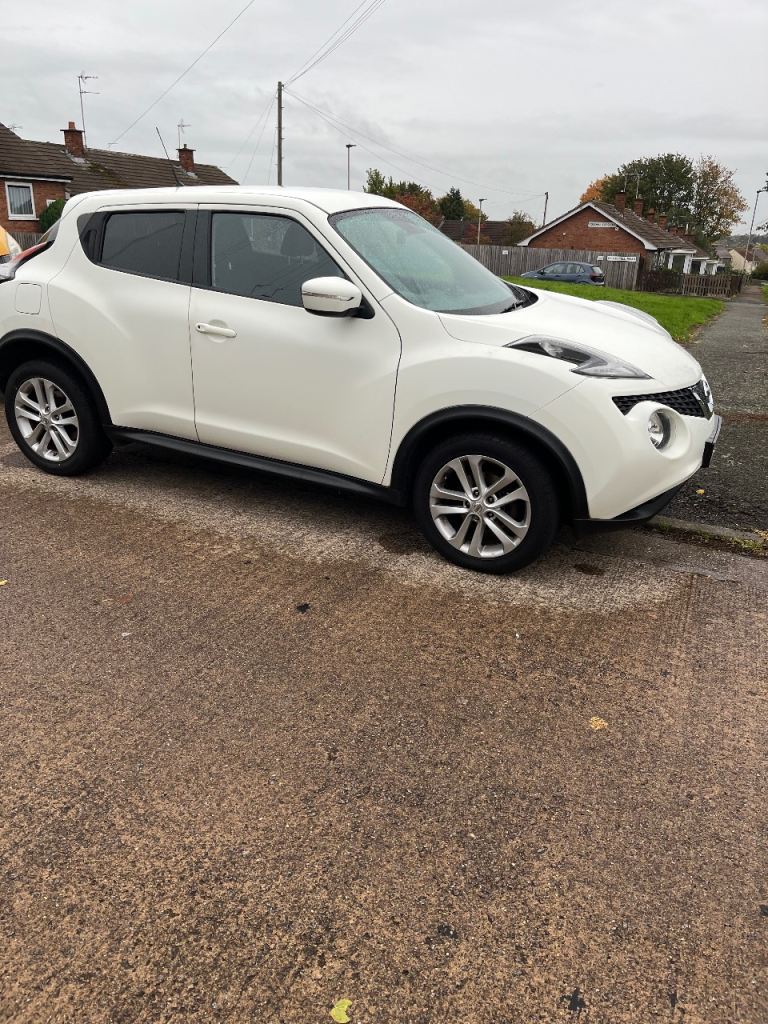 Nissan, JUKE, Hatchback, 2015, Manual, 1197 (cc), 5 doors