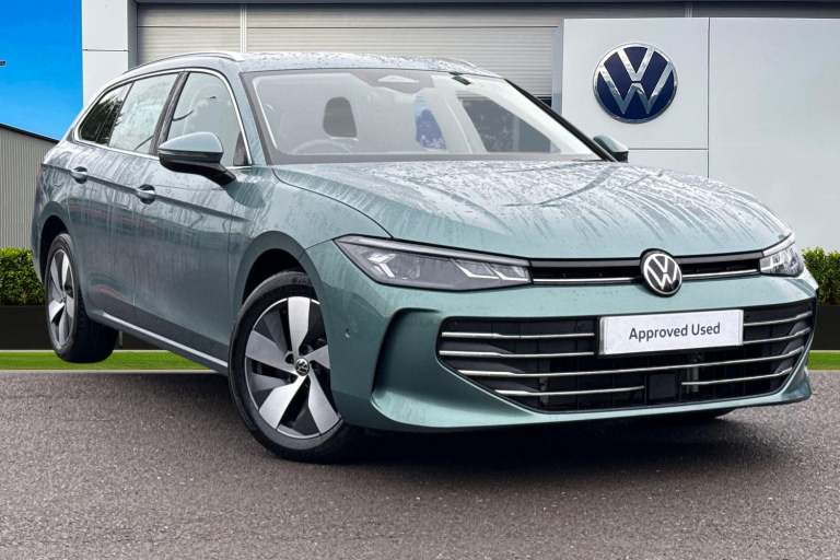 2025 Volkswagen Passat 1.5 TSI eHybrid Life 5dr DSG Estate PETROL/ELECTRIC Automatic