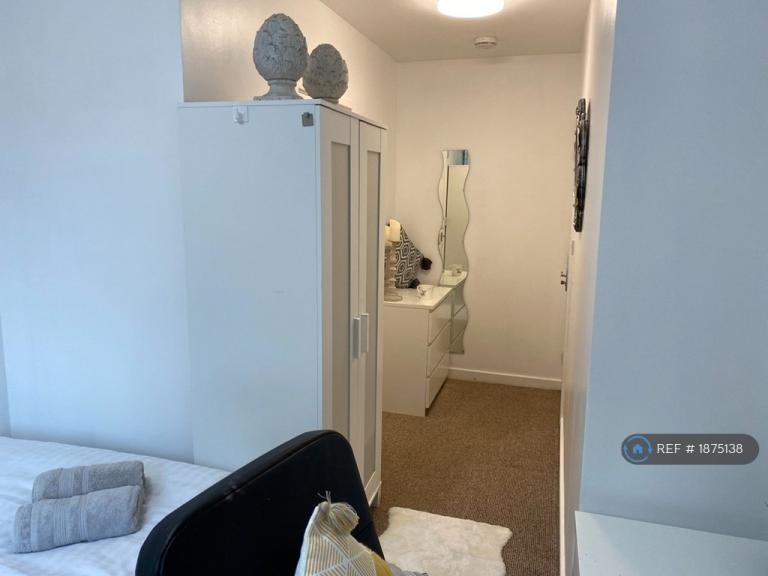 1 bedroom in Charter Avenue, Coventry, CV4 (#1875138)