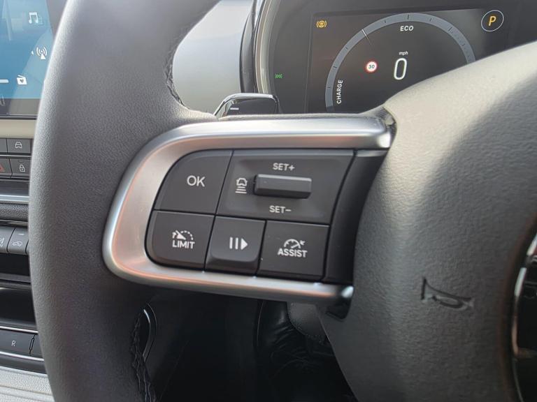 2025 Fiat 600 1.2 Hybrid 48V La Prima 5dr eDCT-6 HATCHBACK PETROL Automatic