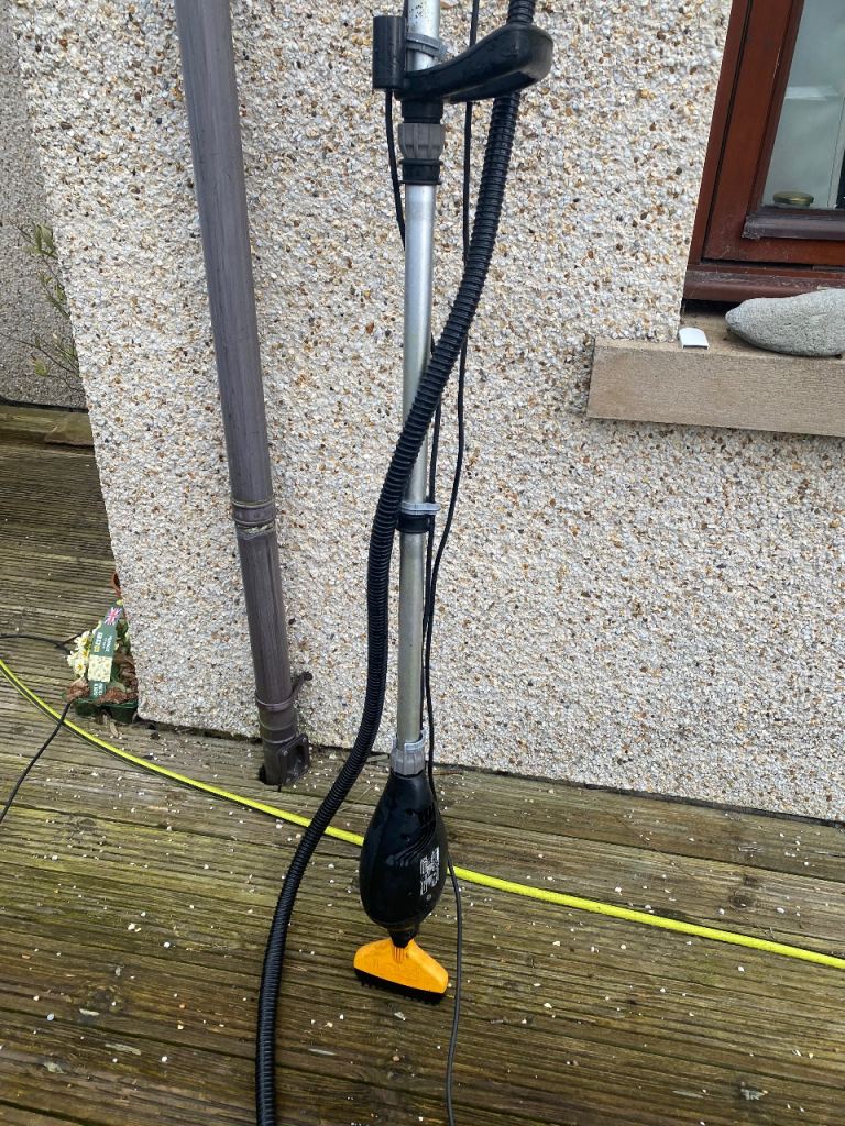 Pond vacuum 
