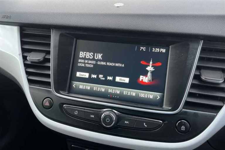 2021 Vauxhall Crossland X 1.2T [110] Griffin 5dr [6 Spd] [Start Stop] HATCHBACK PETROL Manual