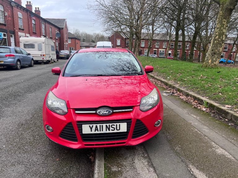 Ford, FOCUS, Hatchback, 2011, Manual, 1560 (cc), 5 doors