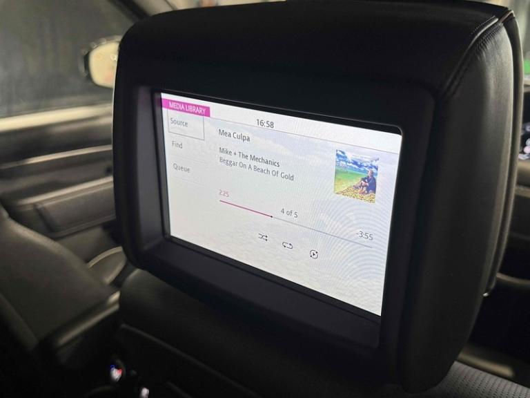 2018 Land Rover Discovery SD V6 HSE Luxury SUV Diesel Automatic