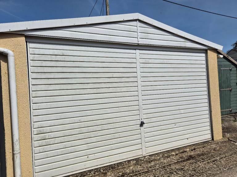 Prefab garage 
