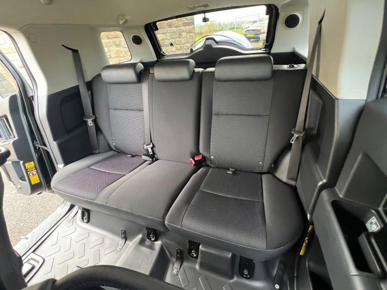 2011 Toyota FJ Cruiser CRUISER 4.0 V6 RHD FJ40 * COLOUR PACKAGE * DAD ACCESSORIES * MODERN DAY LA...