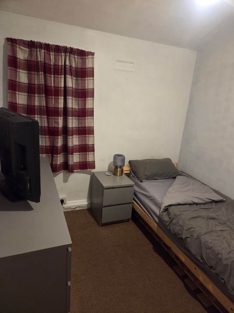 Double room to rent