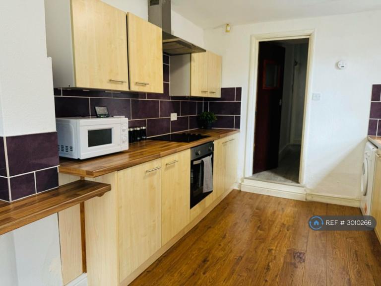 1 bedroom in Lambton Street, Hull, HU5 (#3010266)