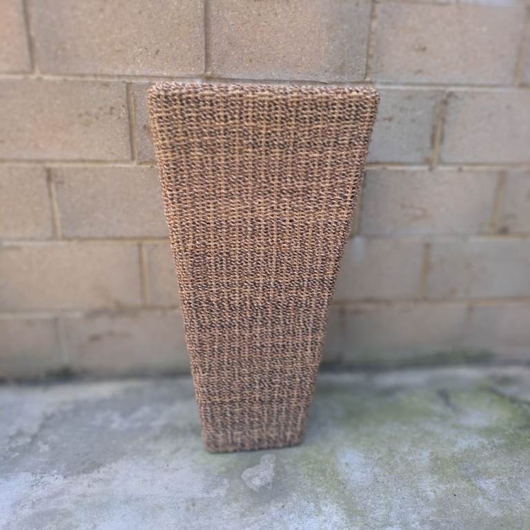 large seagrass planter/pot holder