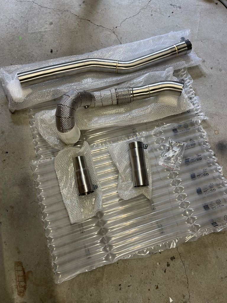 For Audi S3 2015—2019 2.0T Exhaust Straight Header Downpipe with Heat Shield