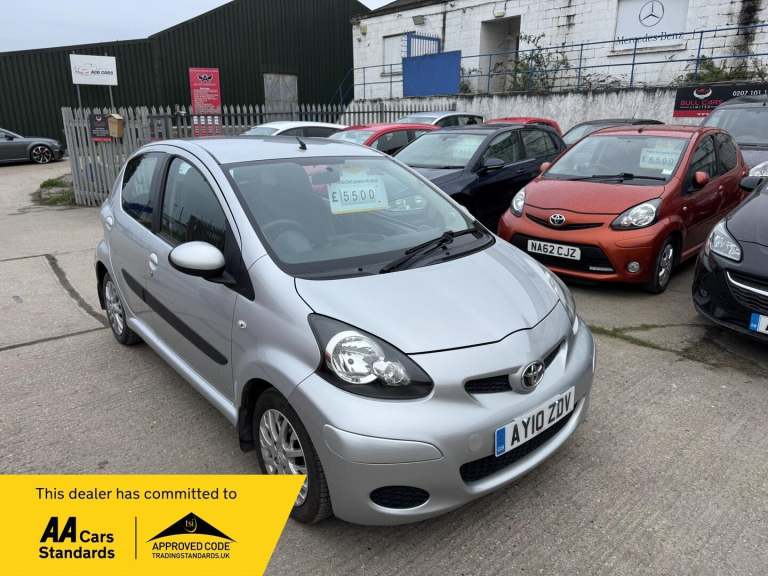 2010 Toyota AYGO 1.0 VVT-i Platinum MultiMode Euro 4 5dr (AC) HATCHBACK Petrol Automatic
