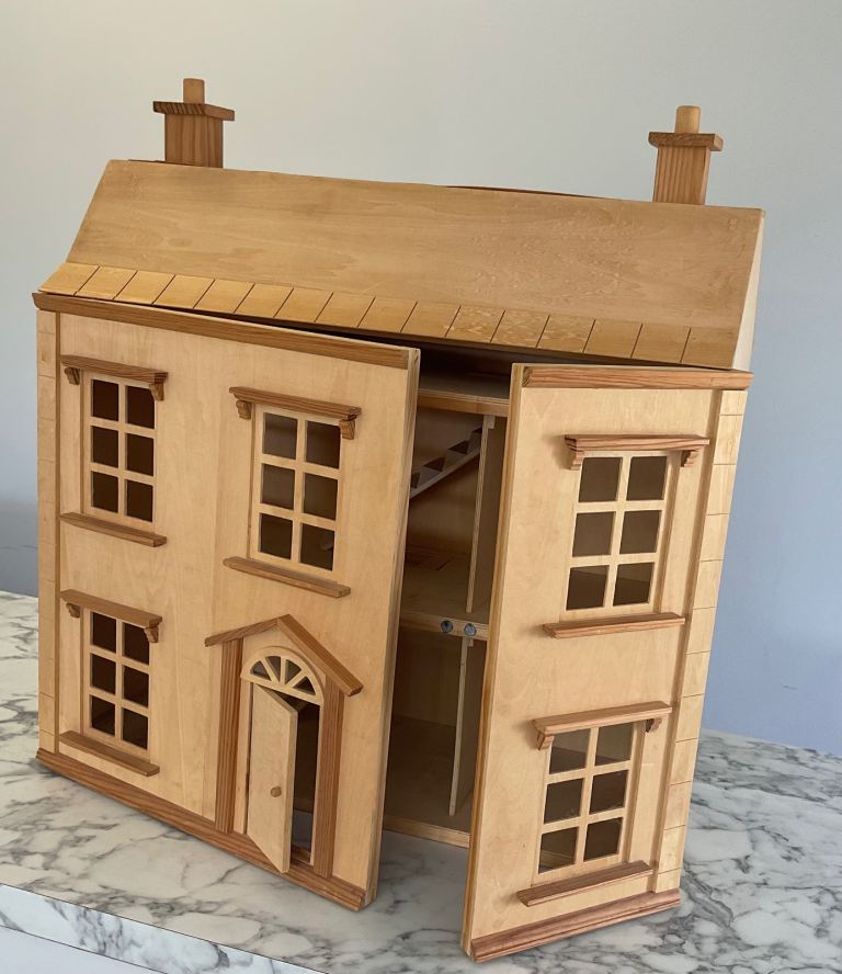 Large Wooden Doll’s House, good condition, PLUS 10 dolls and over 30 pieces of furniture, 65cm x60cm