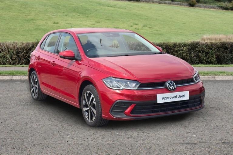 VOLKSWAGEN POLO 1.0 TSI Life 5dr