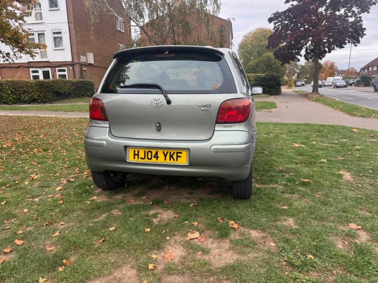 2004 Toyota Yaris 1.3 VVT-i T Spirit 3dr HATCHBACK Petrol Manual